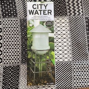 City water glass plant self - waterer